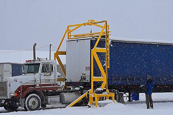 Snow Removal Machine for Trucks and Buses - Scraper Systems