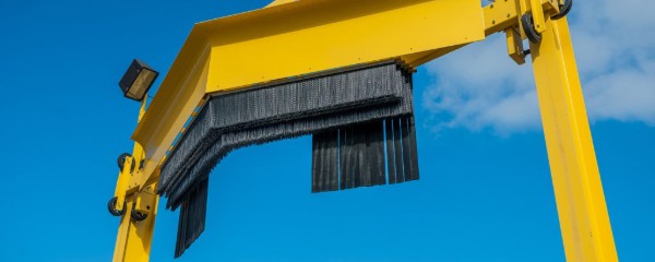 A close up for the 880B snow scraper from below